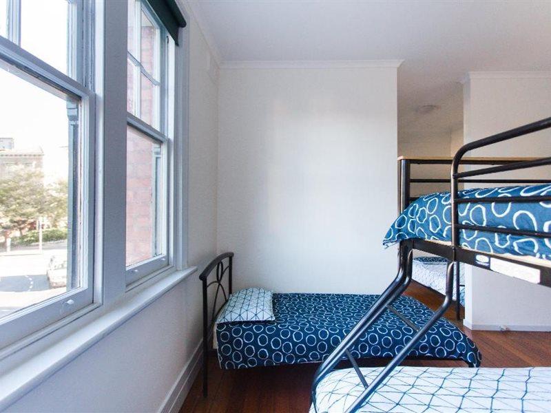Yha Hobart Central Екстер'єр фото