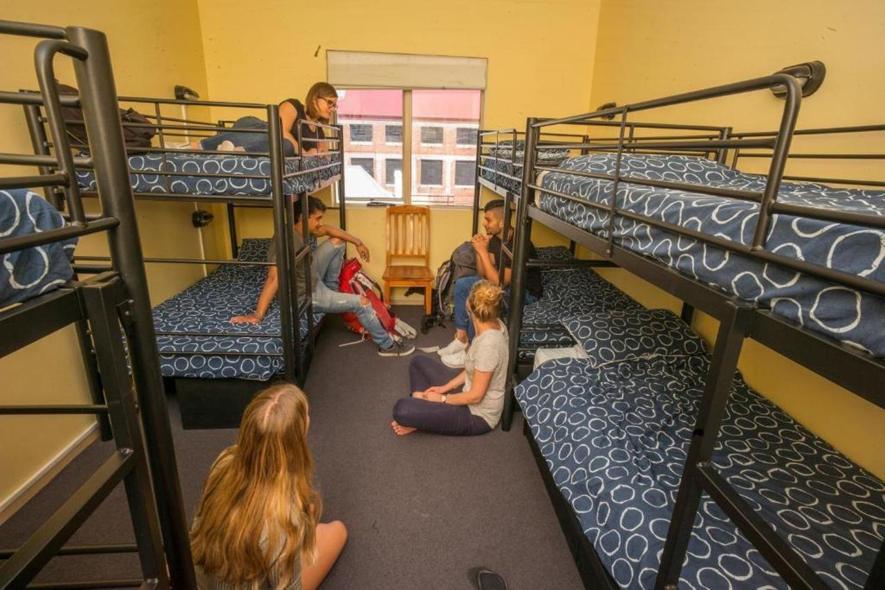 Yha Hobart Central Екстер'єр фото